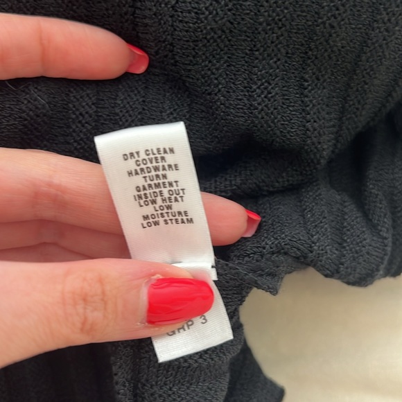 St John Sweater - Picture 11 of 11